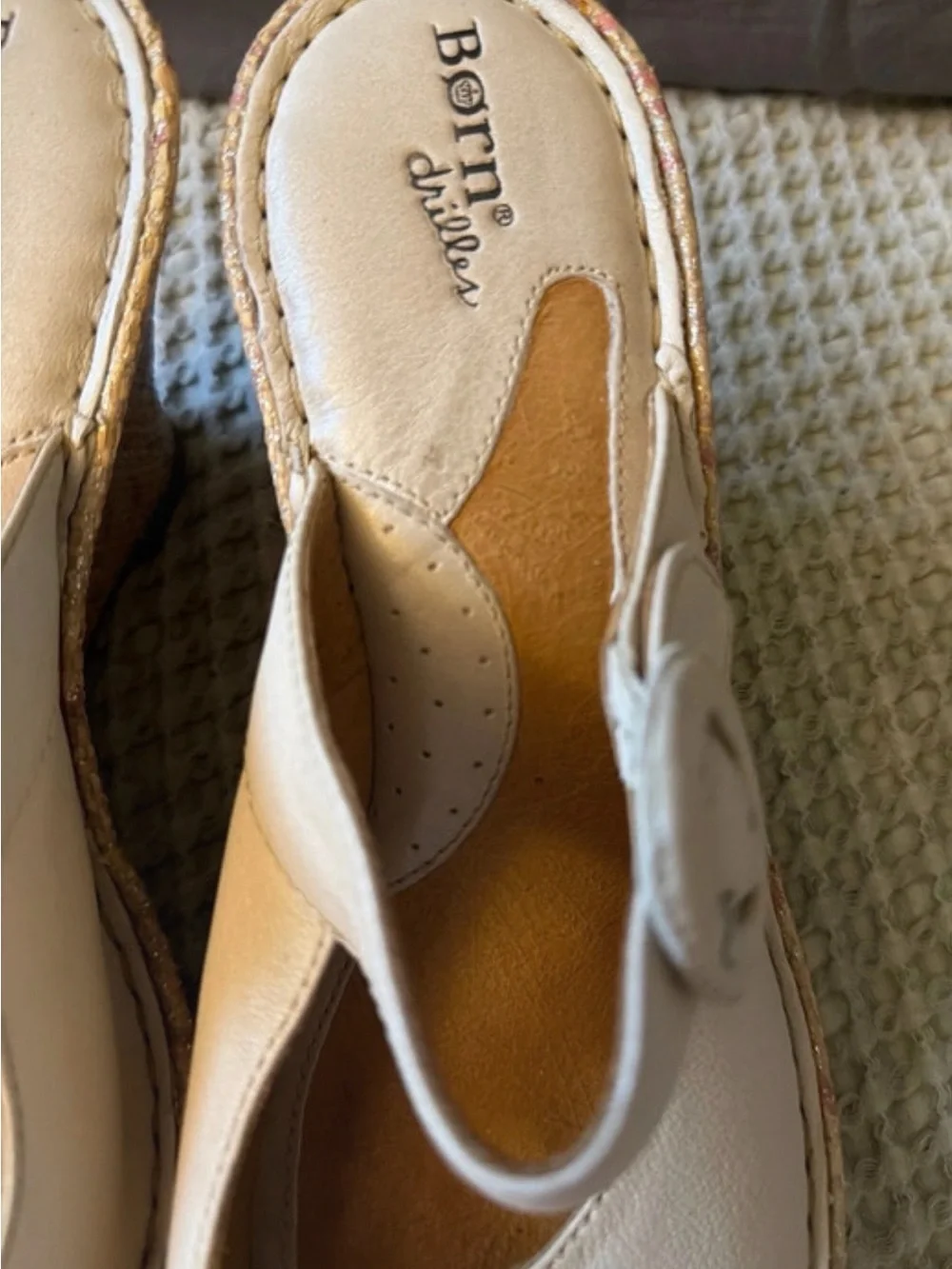 Born comfortable beige